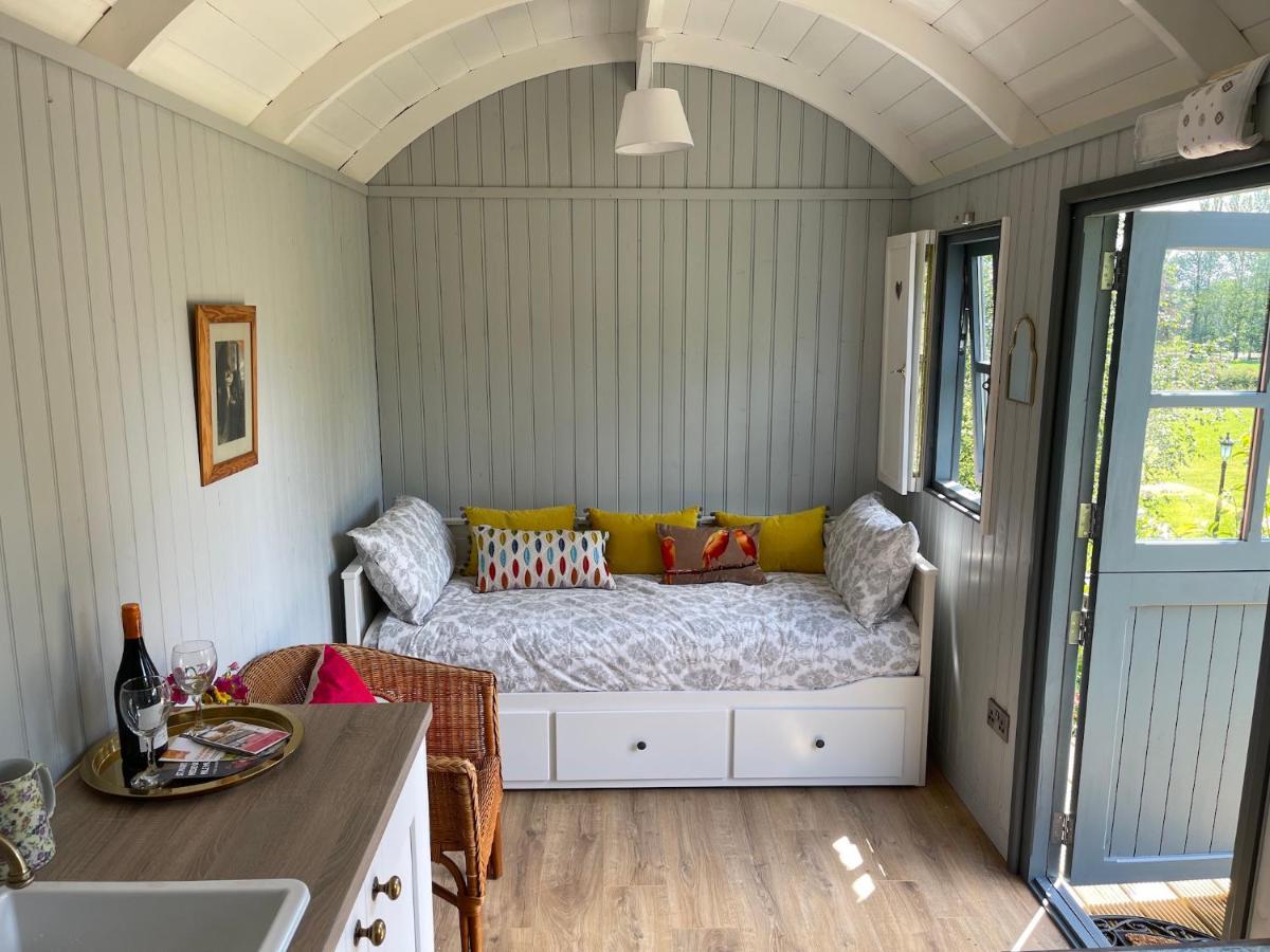 Lilac Hut Shepherds Hut Kilkenny Exterior foto
